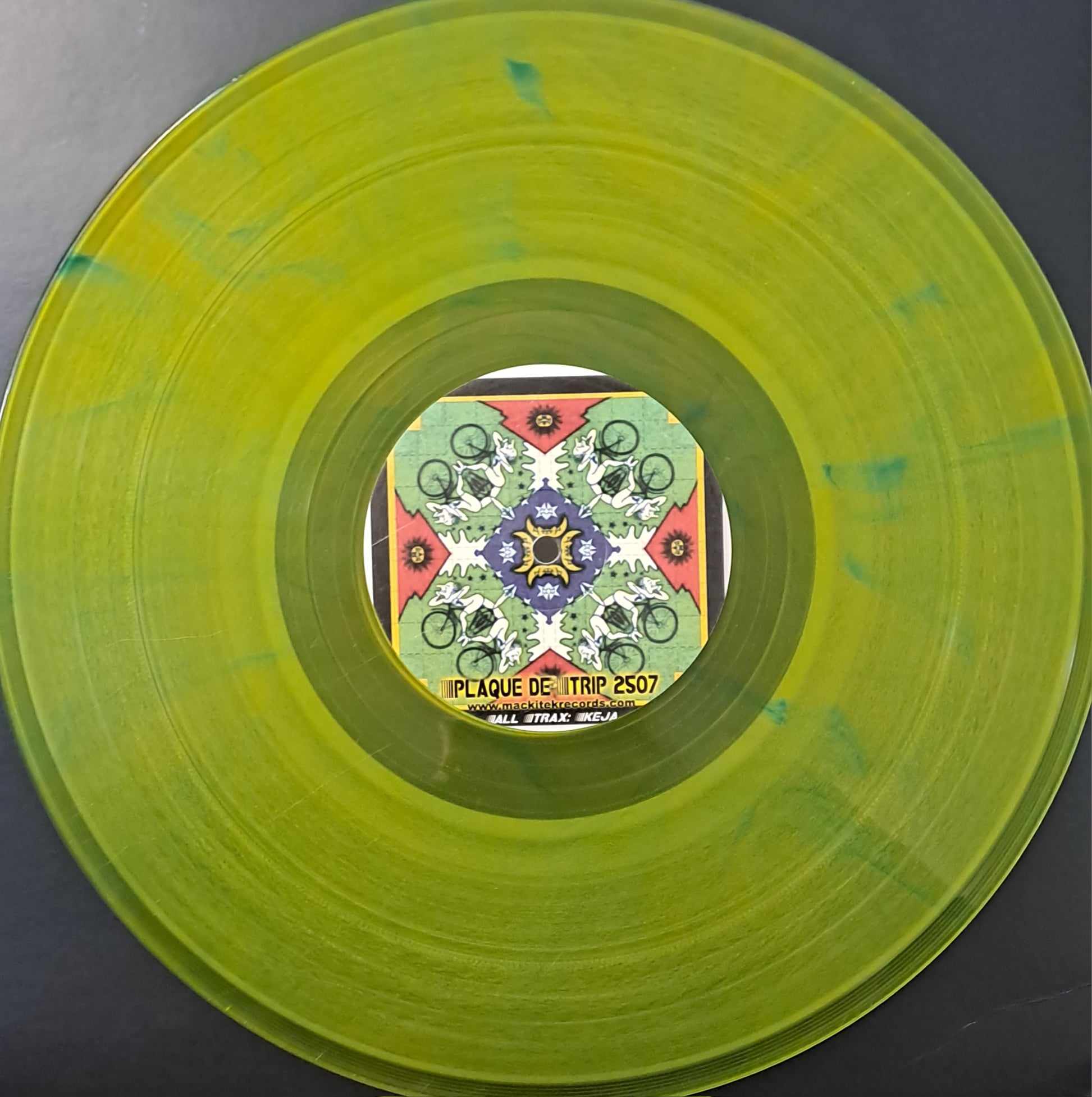 Plaque De Trip 2507 (jaune) - vinyle freetekno